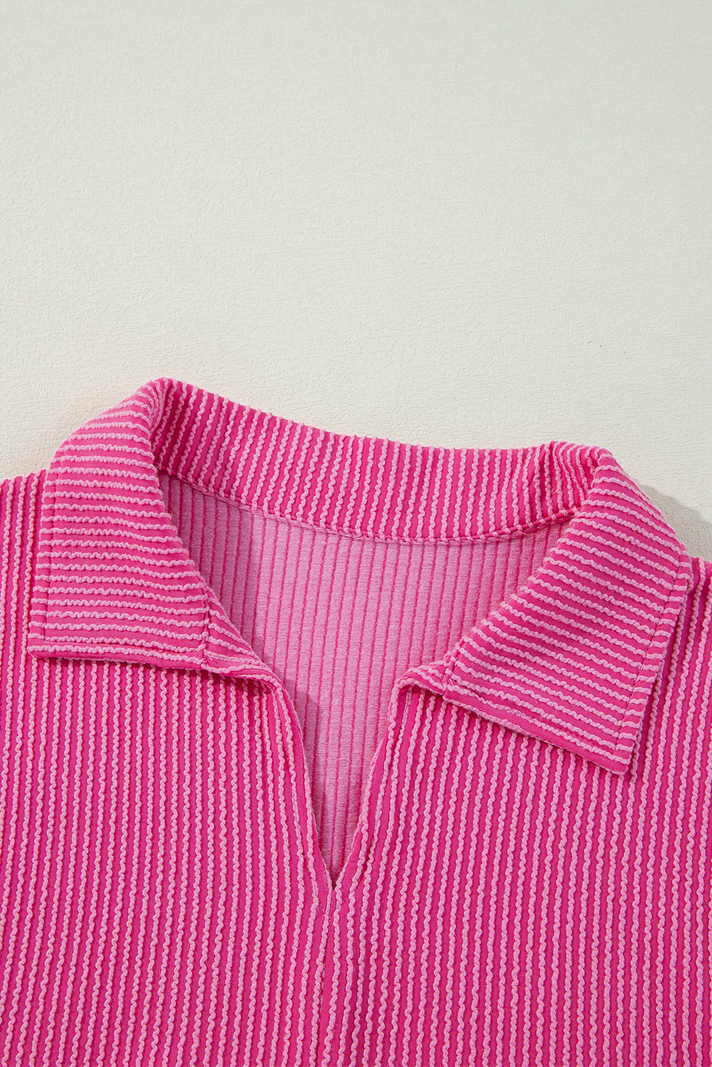 Effortlessly Elegant Blouse with a Timeless Design