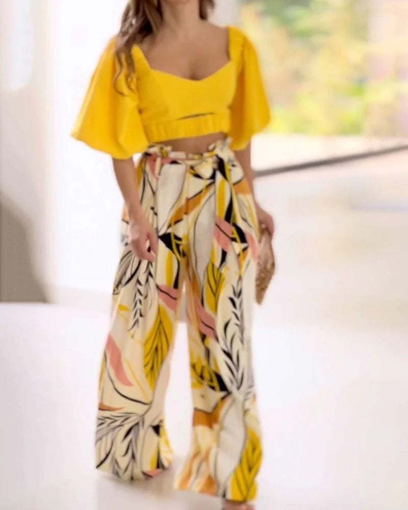Effortlessly Elegant Pants with a Timeless Design