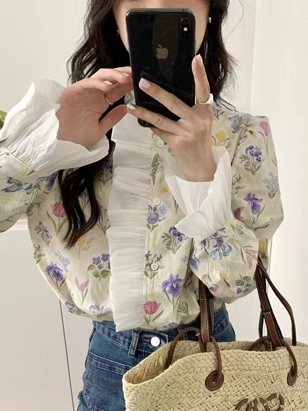 Gracefully Styled Blouse for Any Occasion