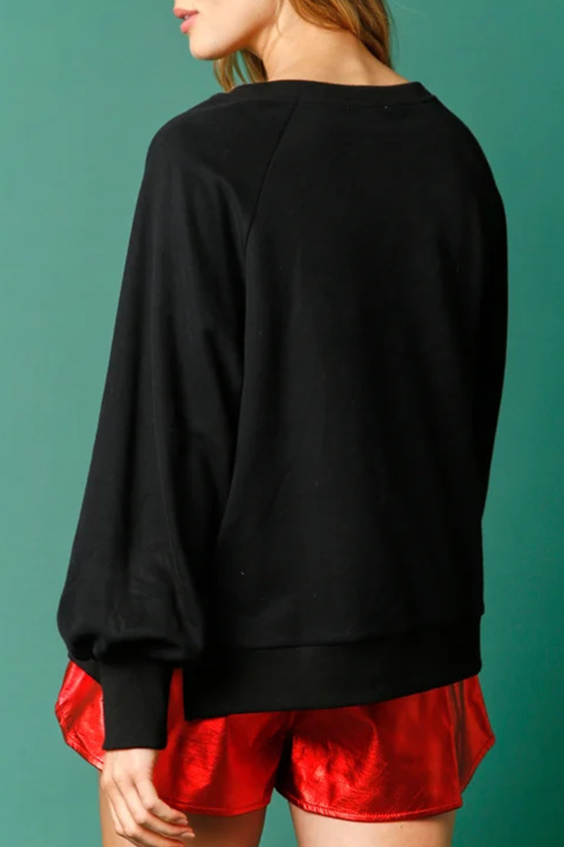 Well Tailored Top with a Graceful Silhouette