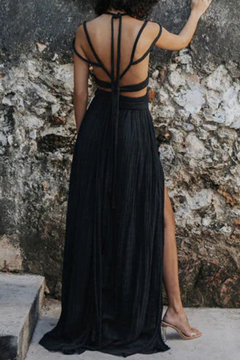 Sophisticated Garment with a Clean Classic Look