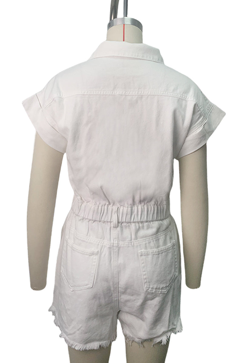 Effortlessly Elegant Garment with a Timeless Design