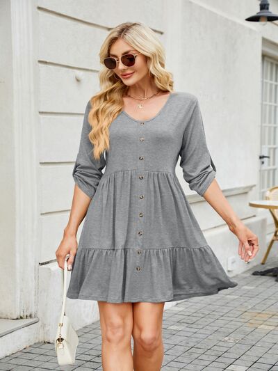 Well Tailored Dress with a Graceful Silhouette