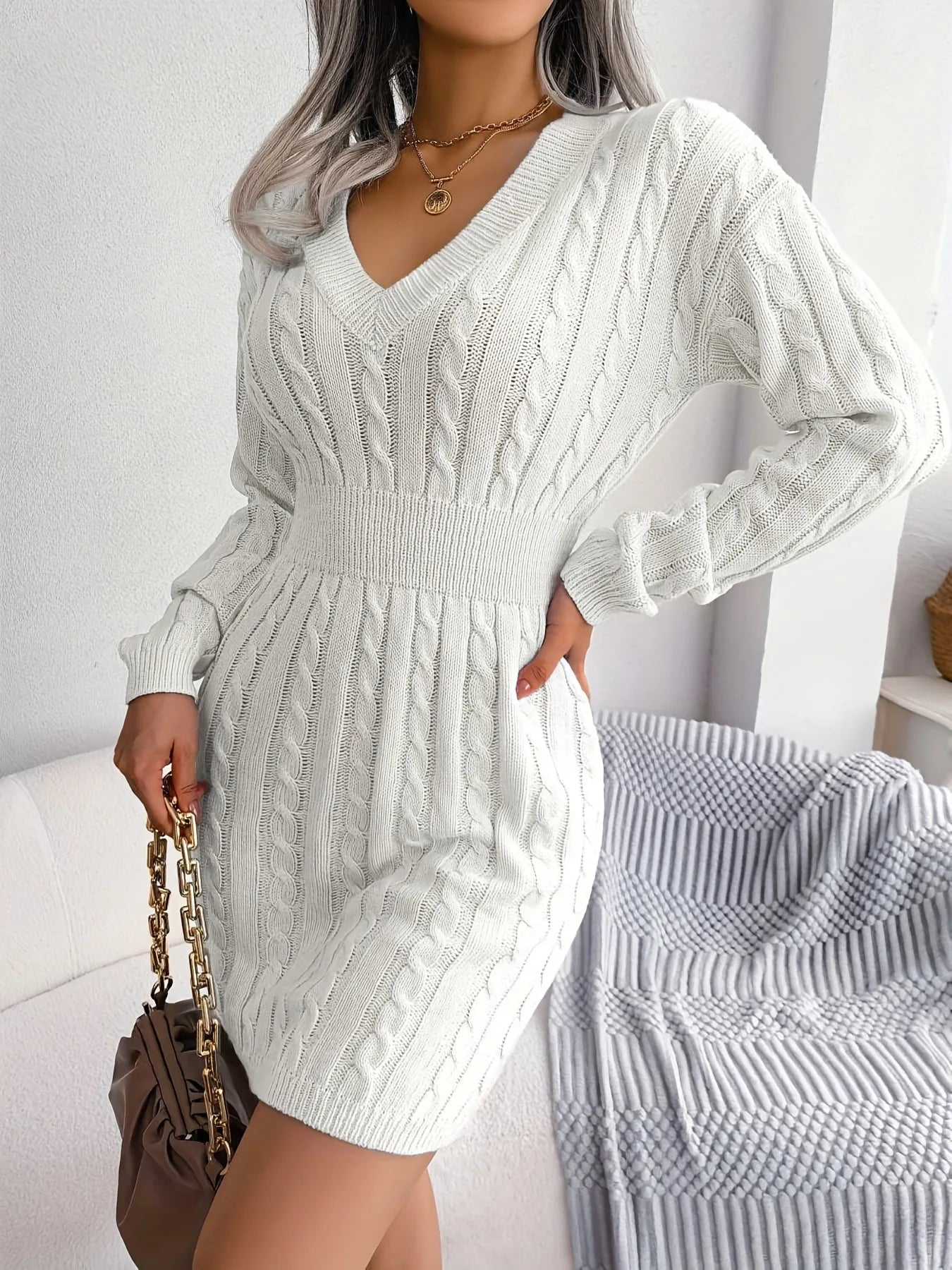 Classic Vintage & Enduringly Stylish Dress