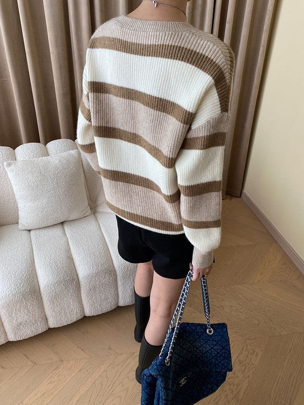 Beautifully Finished Sweater in a Timeless Design