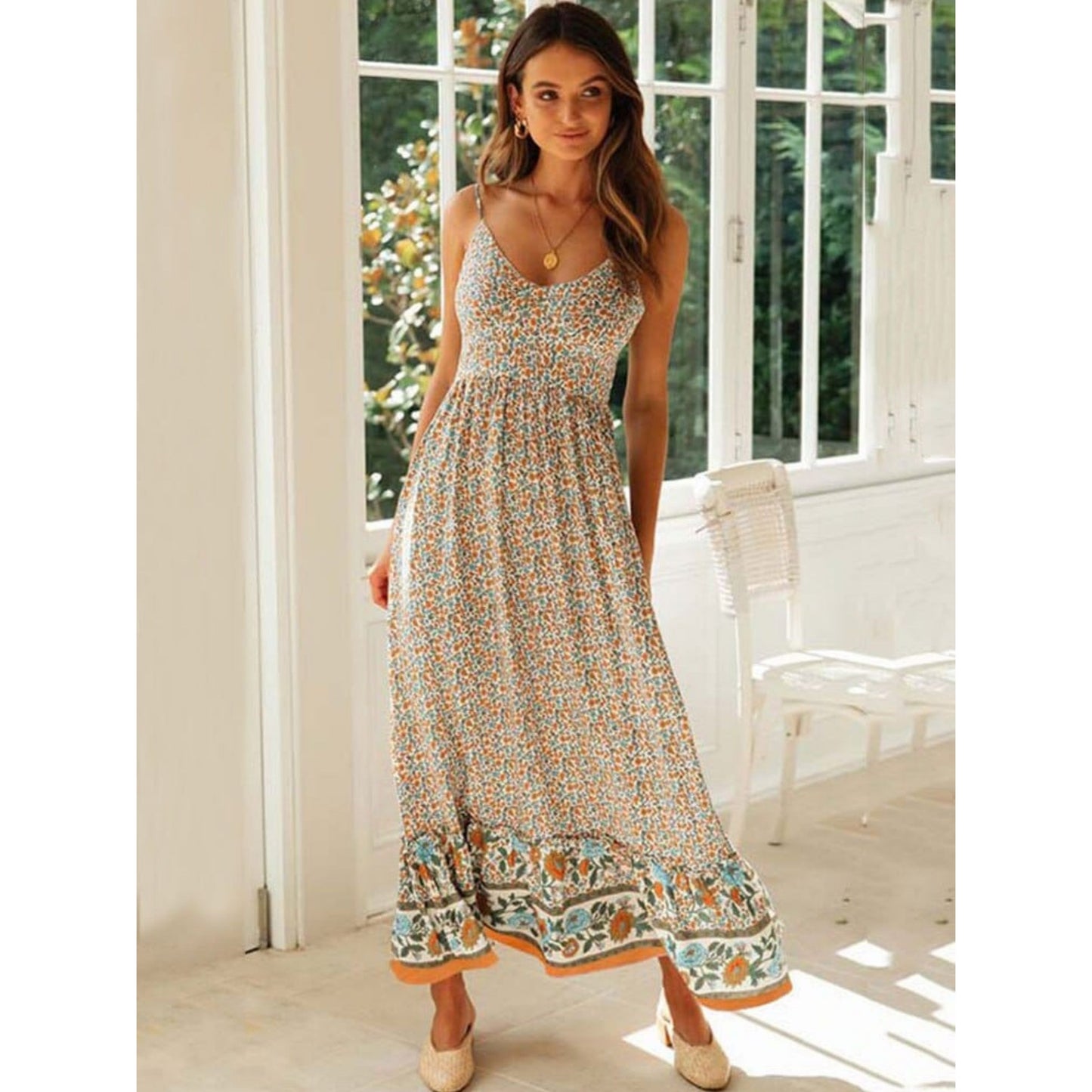 Sophisticated Dress with a Clean Classic Look