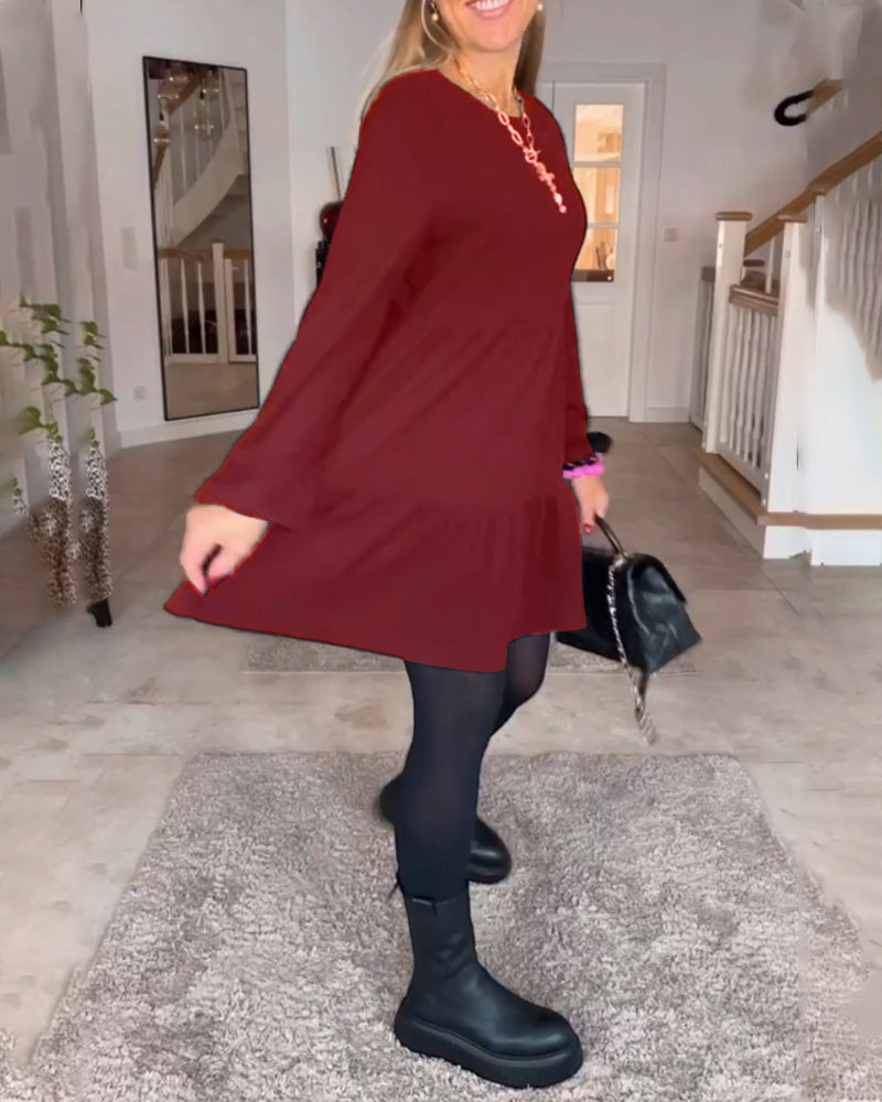 Well Tailored Dress with a Graceful Silhouette
