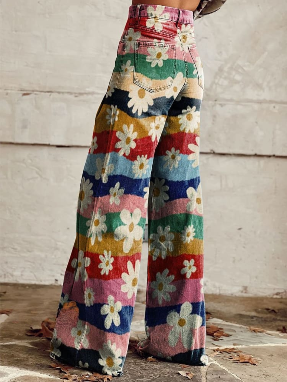 Classic Vintage Pants with a Flattering Fit