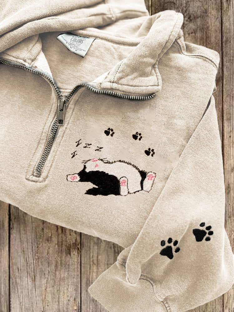 Sleeping Cat Embroidered Women's Zipper Sweatshirt elevenforest