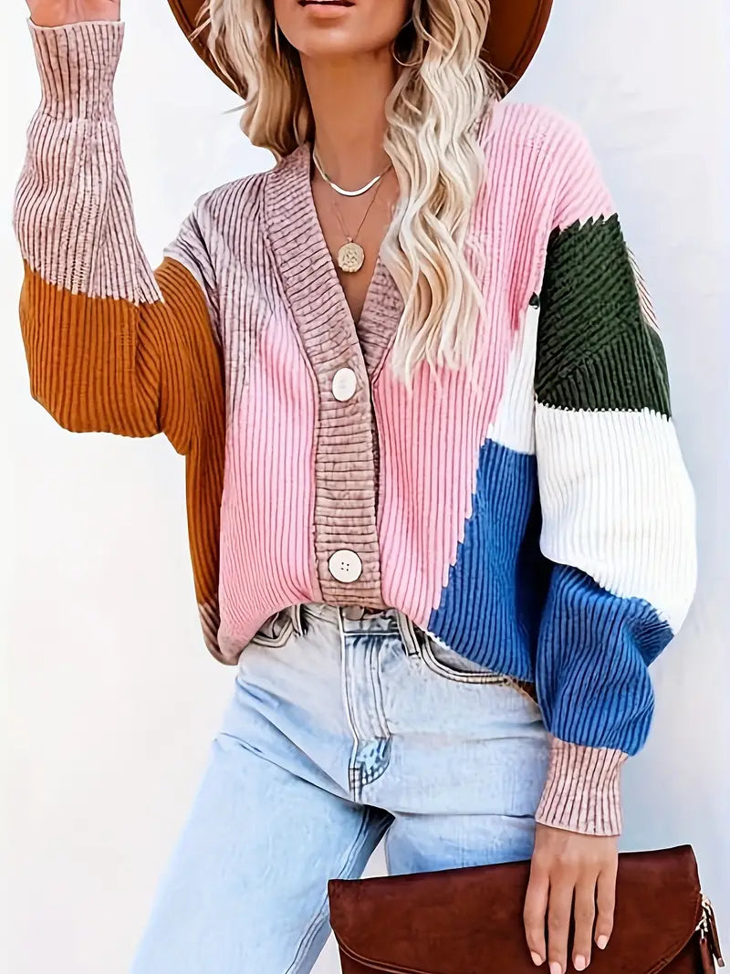 Well Tailored Cardigan with a Graceful Silhouette