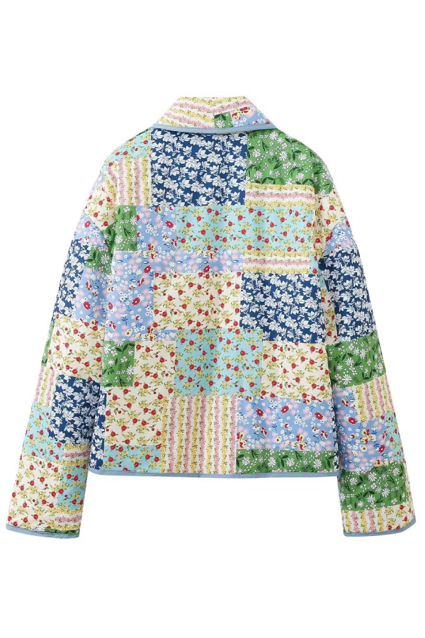 Beautifully Finished Coat in a Timeless Design