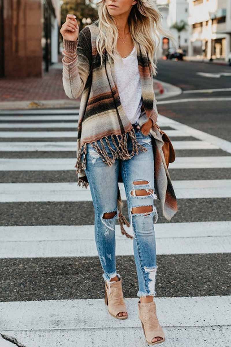 Well Tailored Cardigan with a Graceful Silhouette