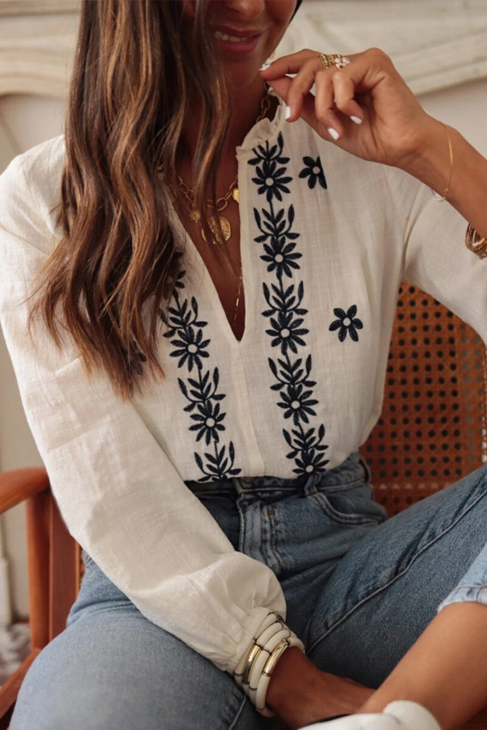 Classic Vintage Blouse with a Flattering Fit