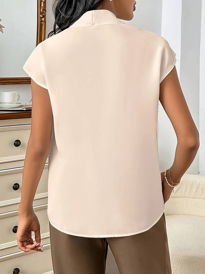 Classic Vintage & Enduringly Stylish Blouse