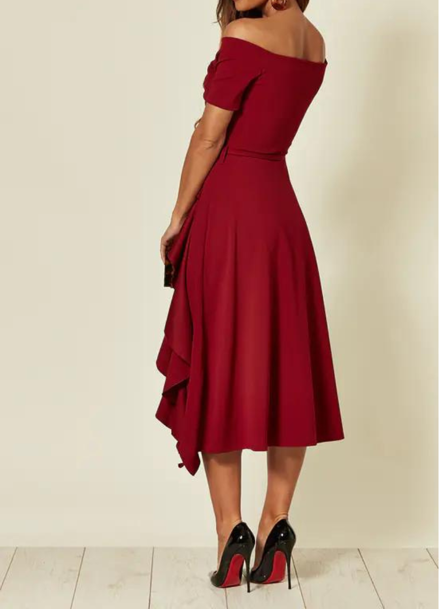 Polished Dress with an Effortless Classic Look