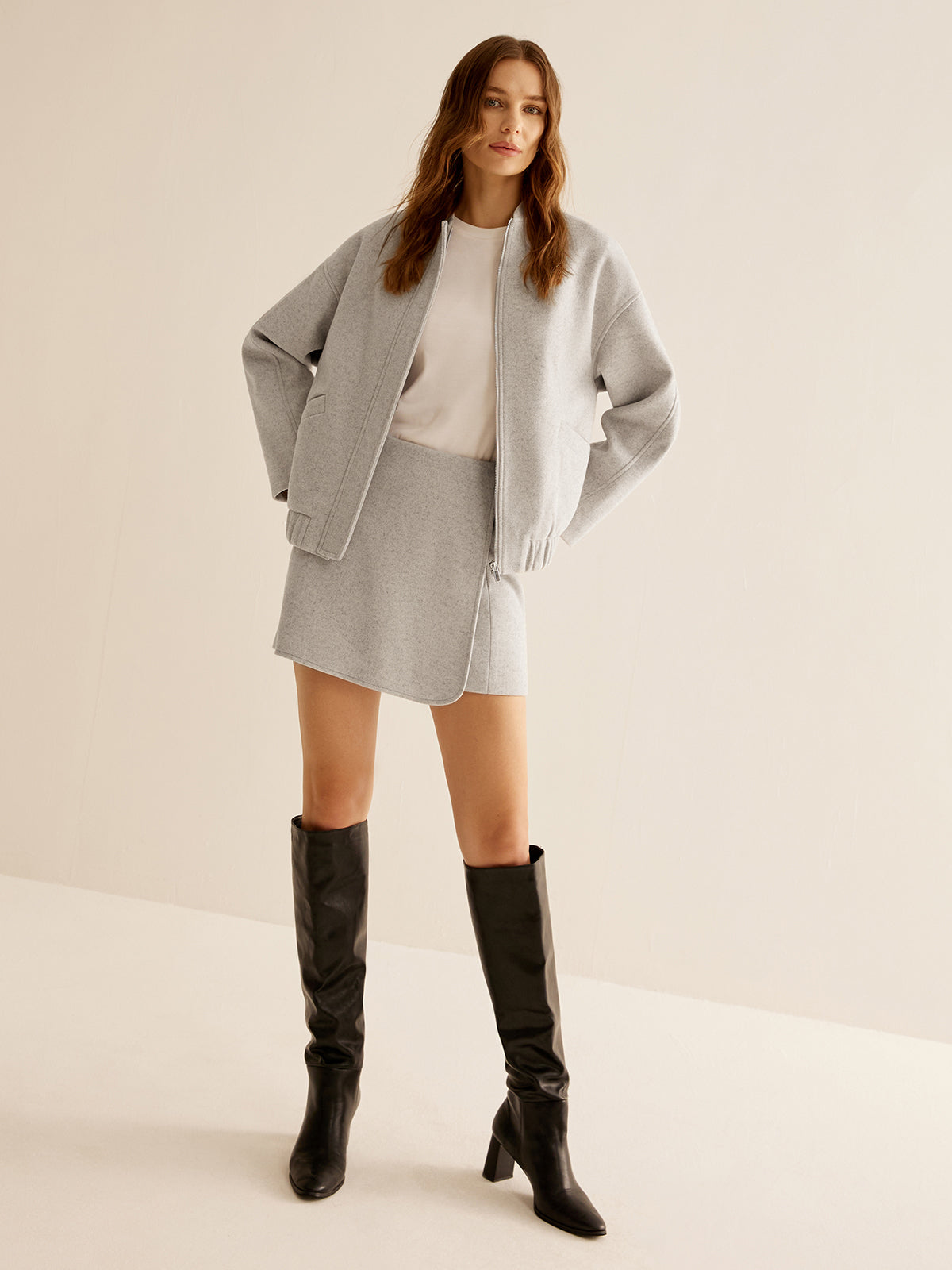 Effortlessly Elegant Jacket with a Timeless Design