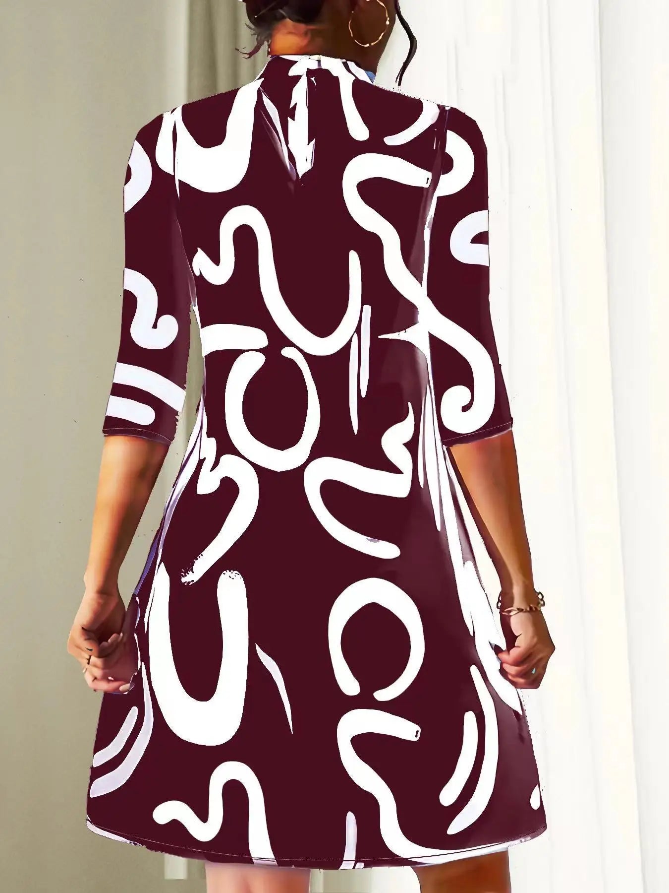 Beautifully Crafted Dress in a Classic Style