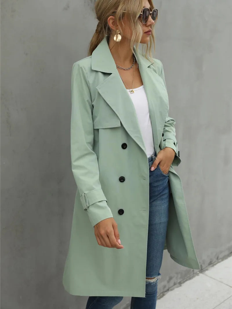 Classic Vintage & Enduringly Stylish Coat