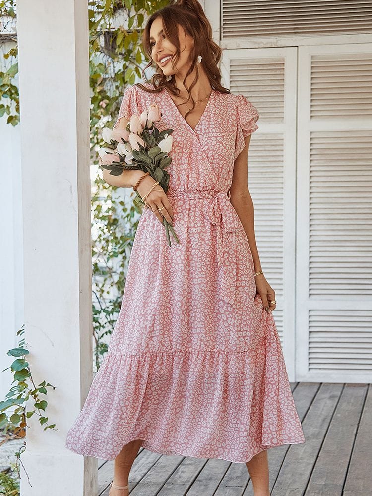 Beautifully Finished Dress in a Timeless Design