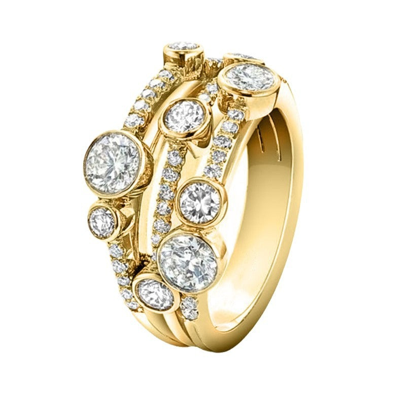 Klassinen Sormus ajattomalla viehätyksellä