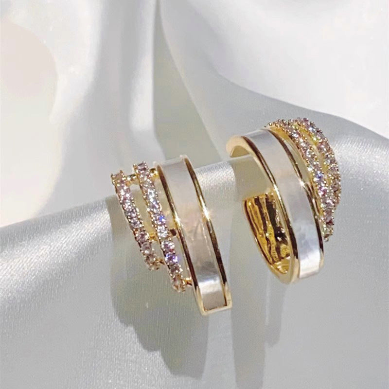 Hurmaava Koru jokaiseen tilaisuuteen