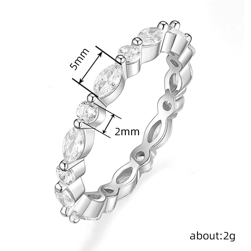 Kaunis Sormus ainutlaatuisella tyylillä