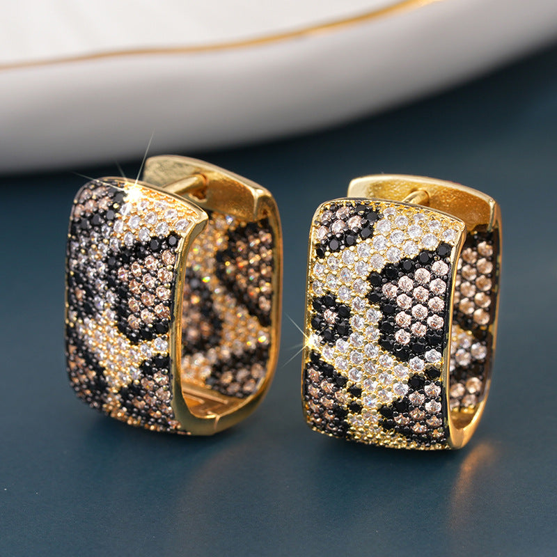 Käsintehty vintage Korvarengas