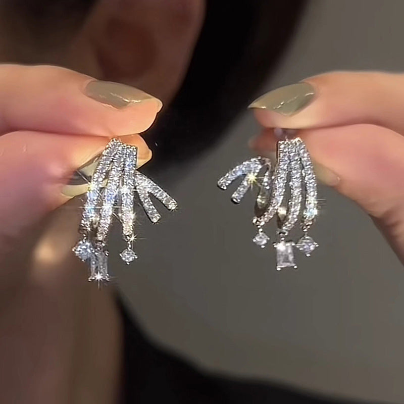 Klassinen Korvarengas ajattomalla viehätyksellä