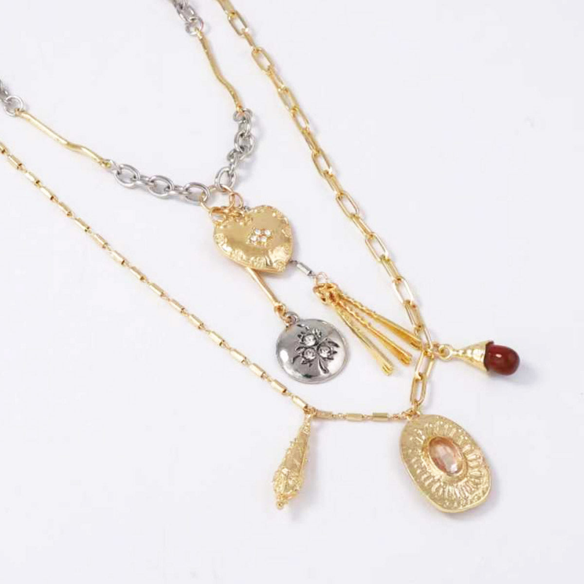 Elegantti Koru jokaiseen tilaisuuteen