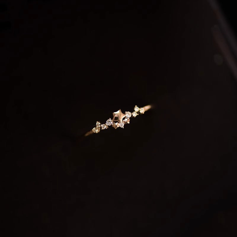 Elegantti Sormus jokaiseen tilaisuuteen