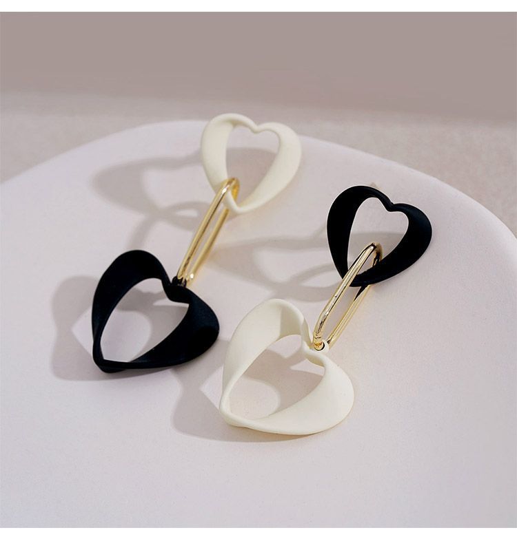 Käsintehty vintage Korvarengas