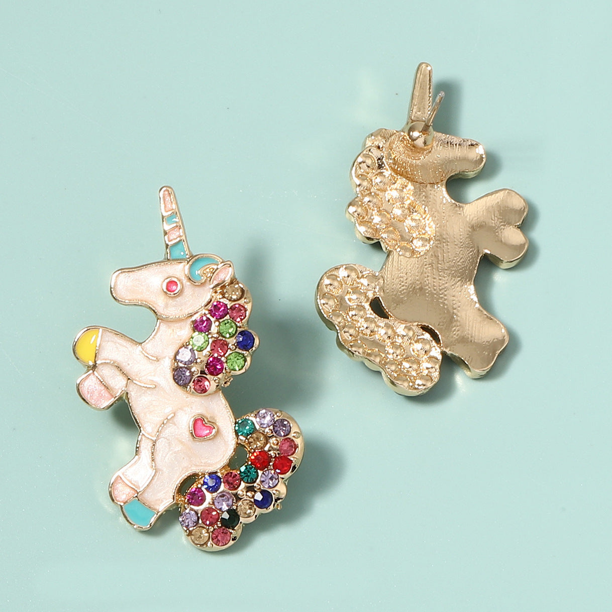 Käsintehty vintage Korvarengas