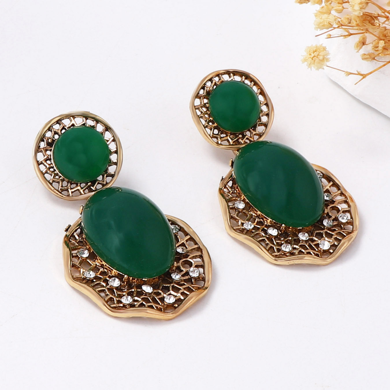 Elegantti Koru jokaiseen tilaisuuteen