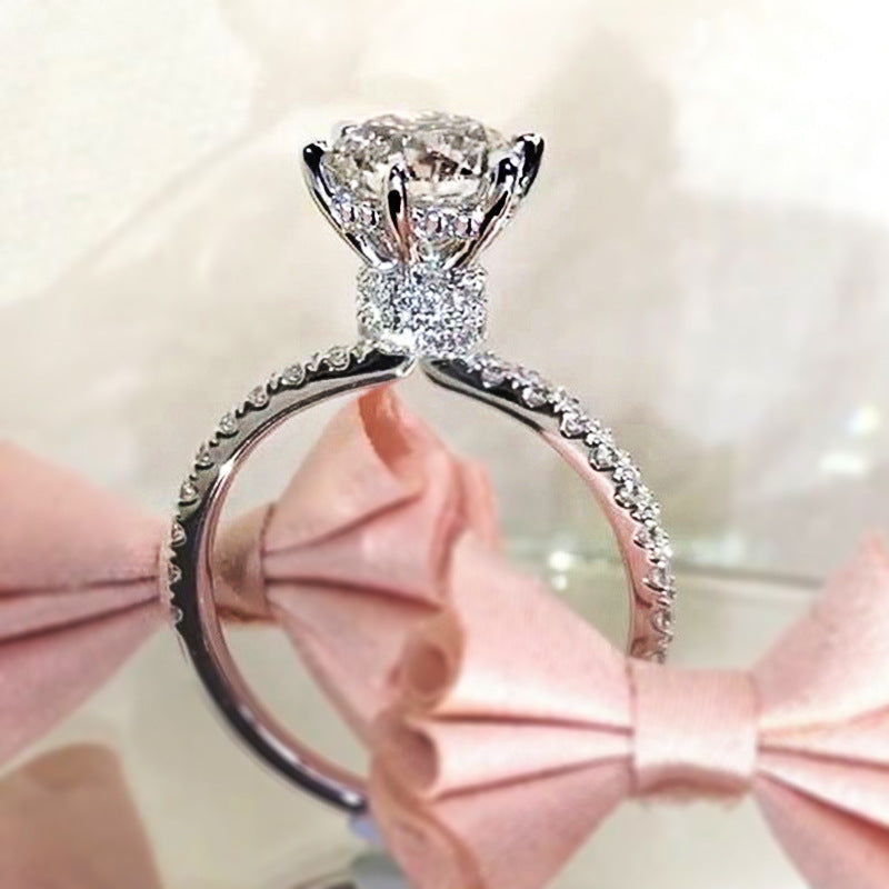 Elegantti Sormus jokaiseen tilaisuuteen