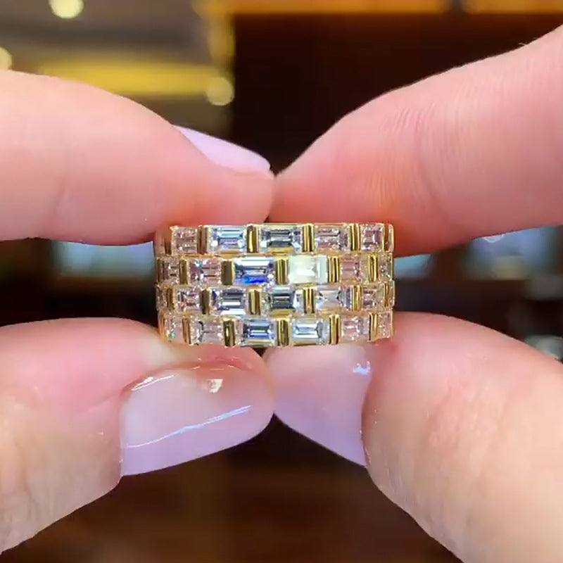 Elegantti Sormus jokaiseen tilaisuuteen