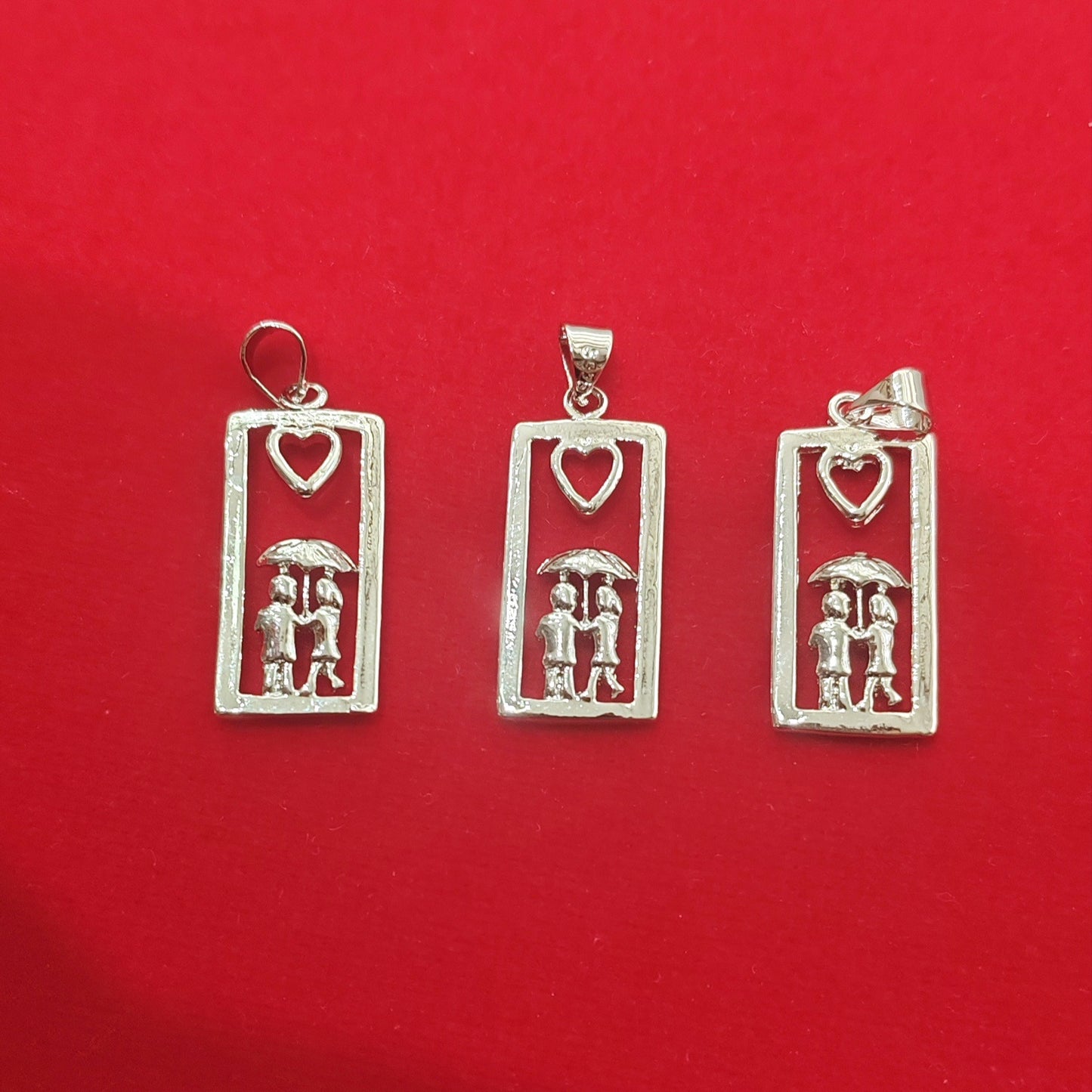 Klassinen Kaulakoru ajattomalla viehätyksellä