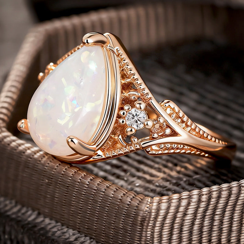 Hurmaava Koru jokaiseen tilaisuuteen