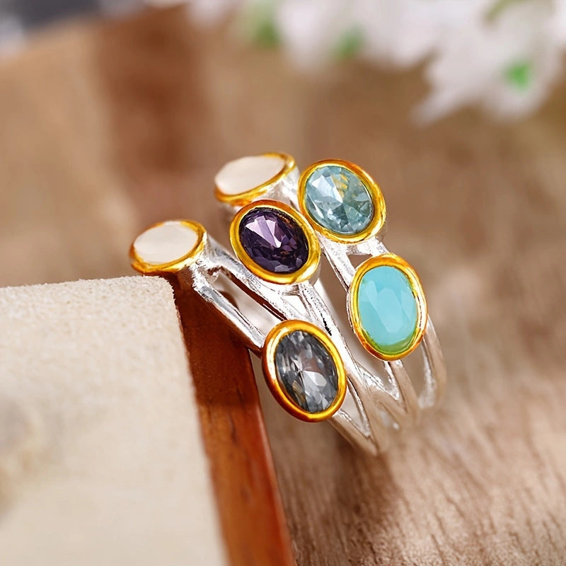 Kaunis Sormus ainutlaatuisella tyylillä