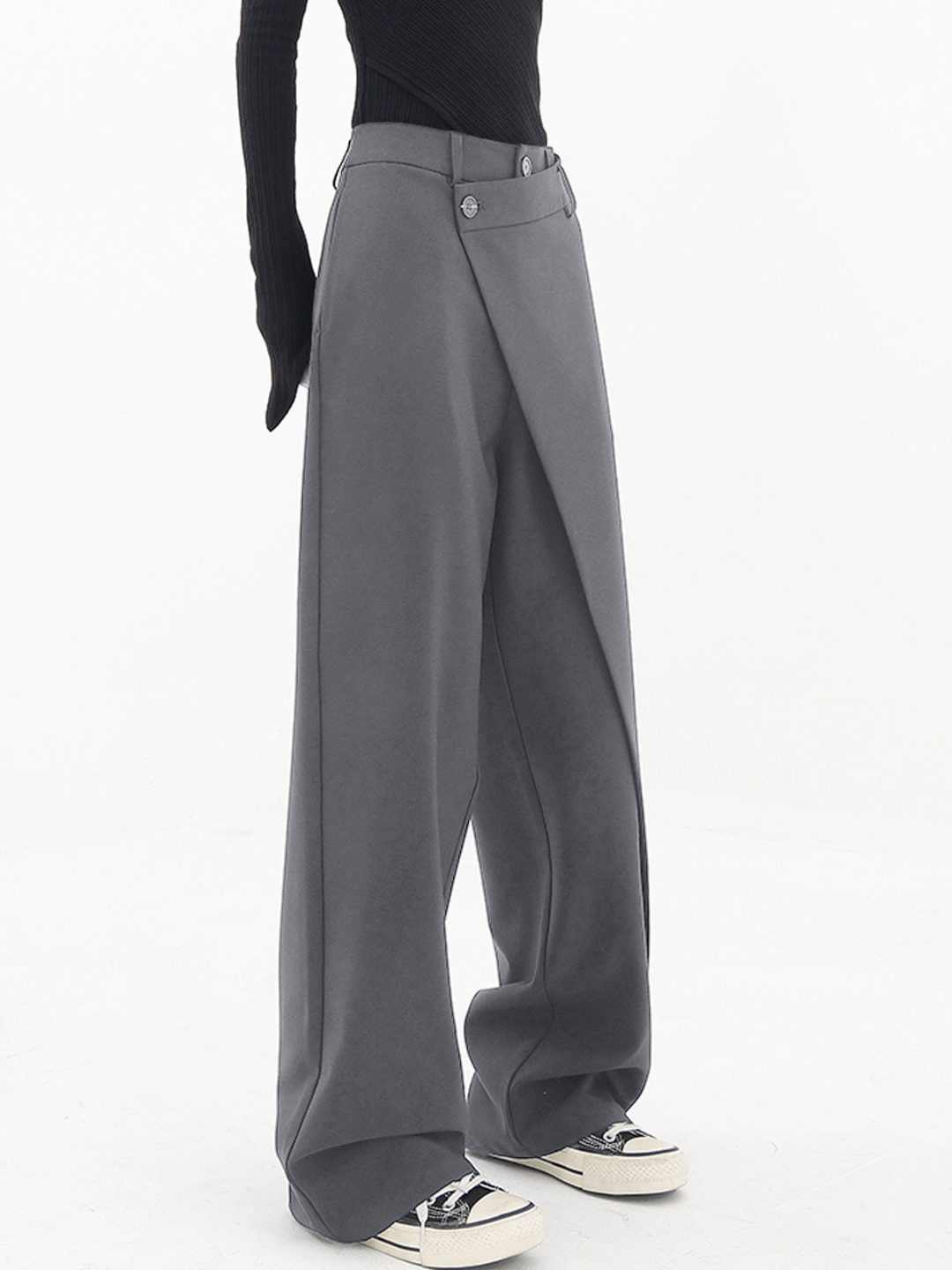Gracefully Styled Trousers for Any Occasion