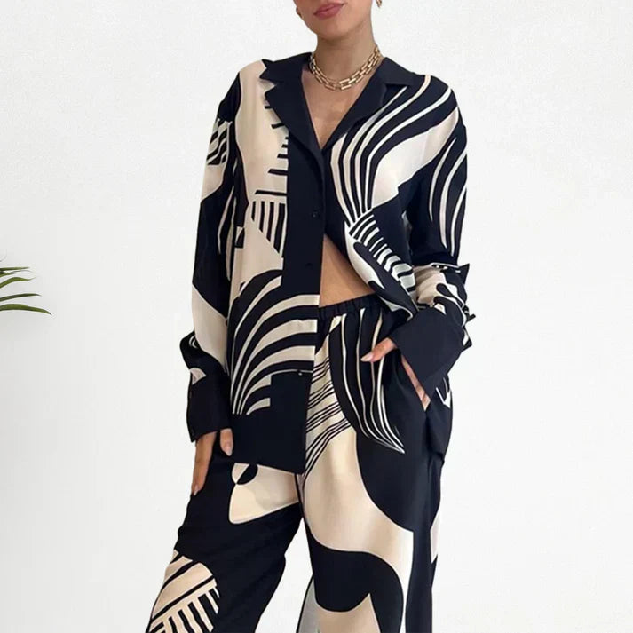 Gracefully Styled Garment for Any Occasion