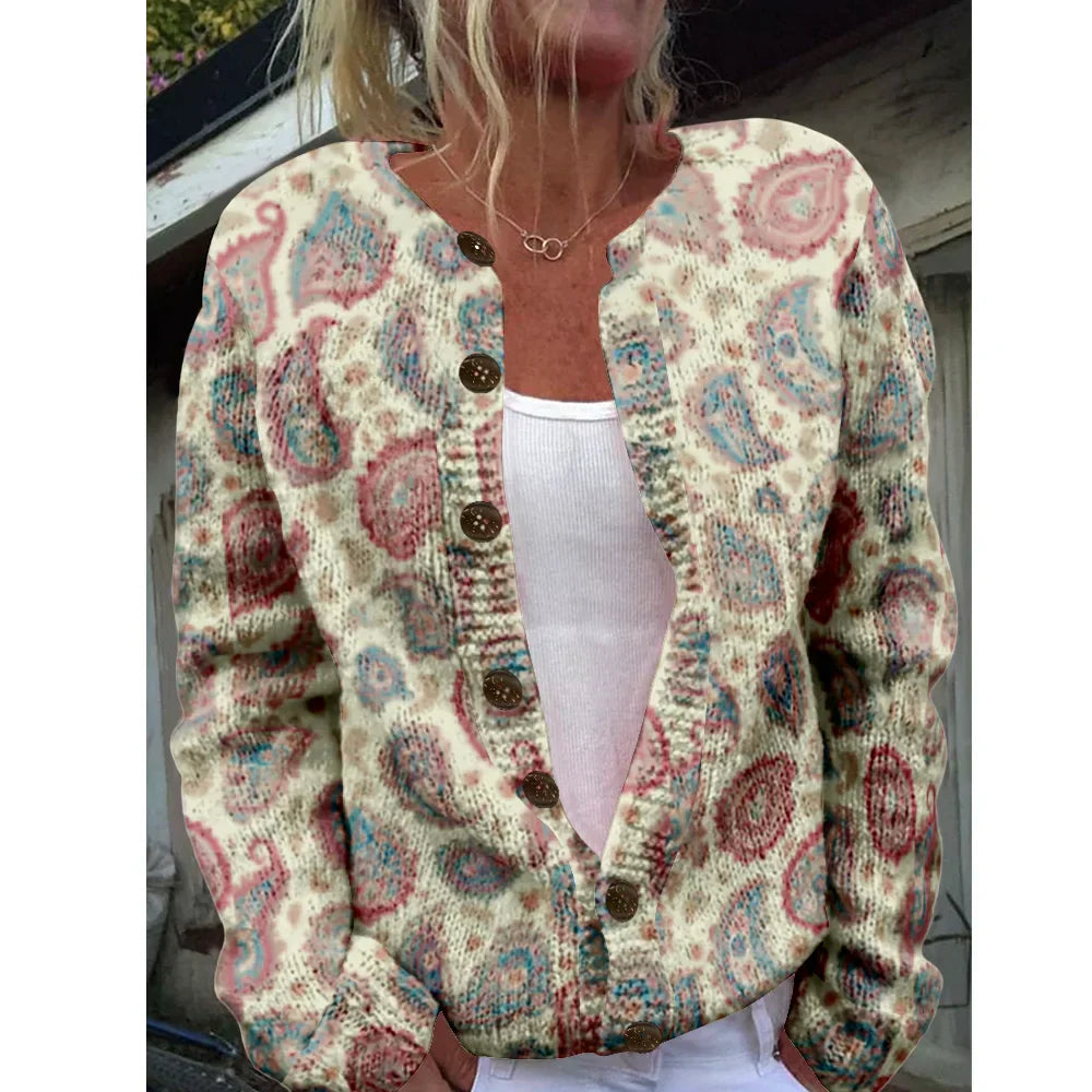 Effortlessly Elegant Cardigan with a Timeless Design