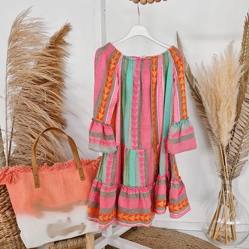 Classic Vintage & Enduringly Stylish Dress