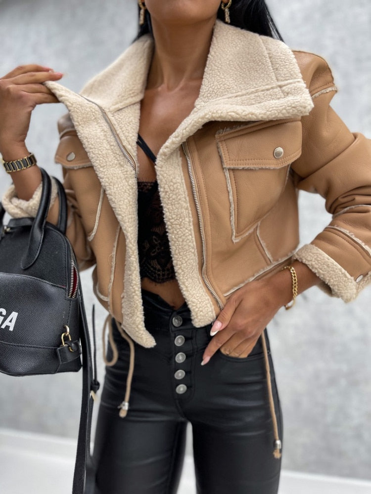Beautifully Finished Jacket in a Timeless Design
