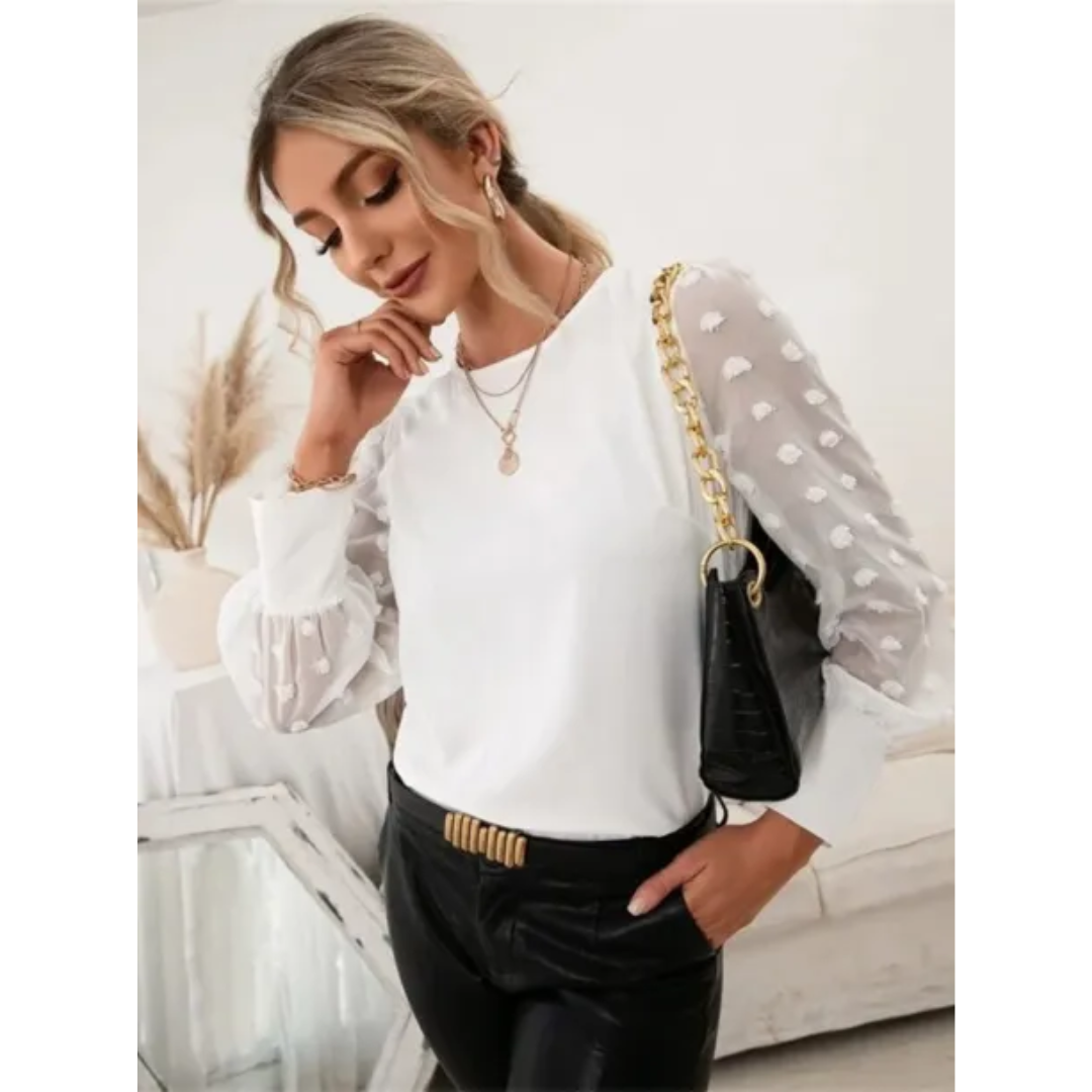 Elegantly Styled Blouse for Everyday Wear