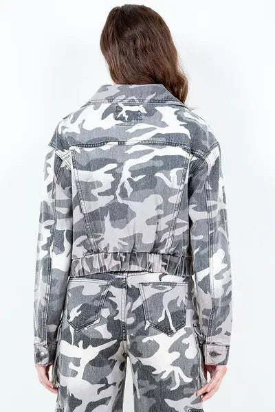 Polished Jacket with an Effortless Classic Look