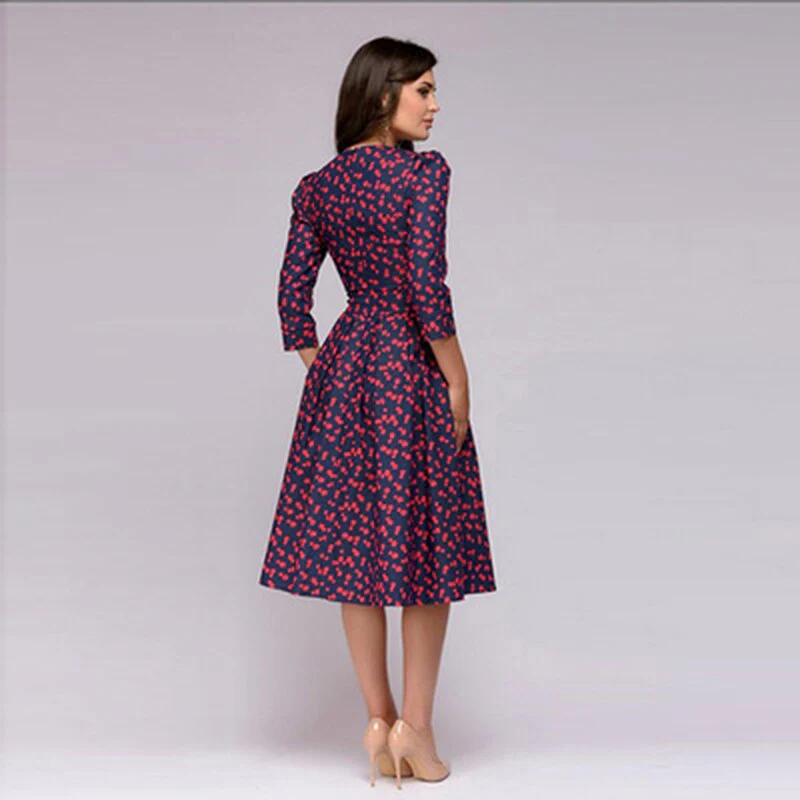 Classic Vintage & Enduringly Stylish Dress