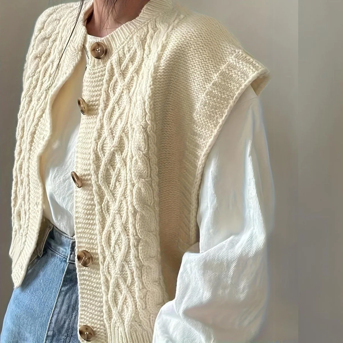 Classic Vintage & Enduringly Stylish Cardigan