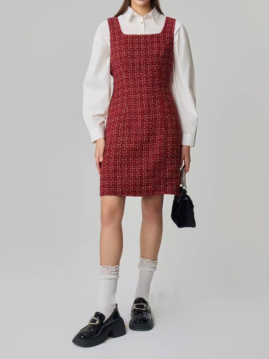Gracefully Styled Dress for Any Occasion