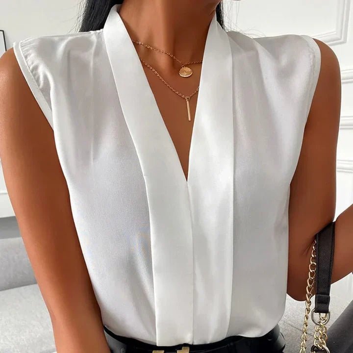 Polished Blouse with an Effortless Classic Look