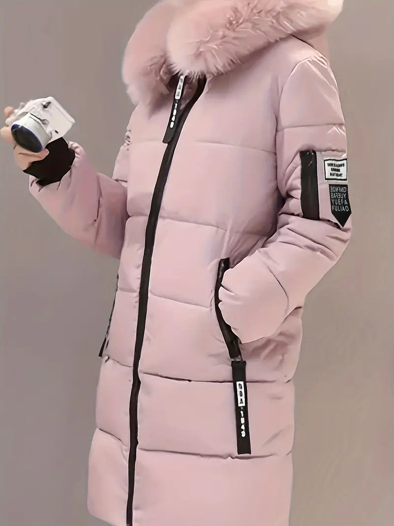 Well Tailored Coat with a Graceful Silhouette